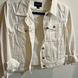 JCREW white cropped denim jacket.